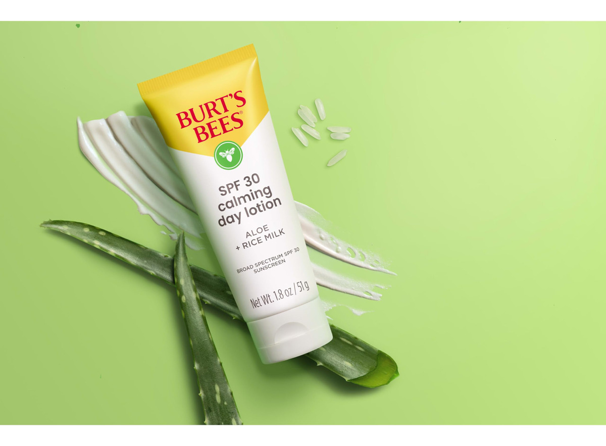 Loção Facial Protetora Solar Burt's Bees Spf 30 Calming 50ml - Imagem 9