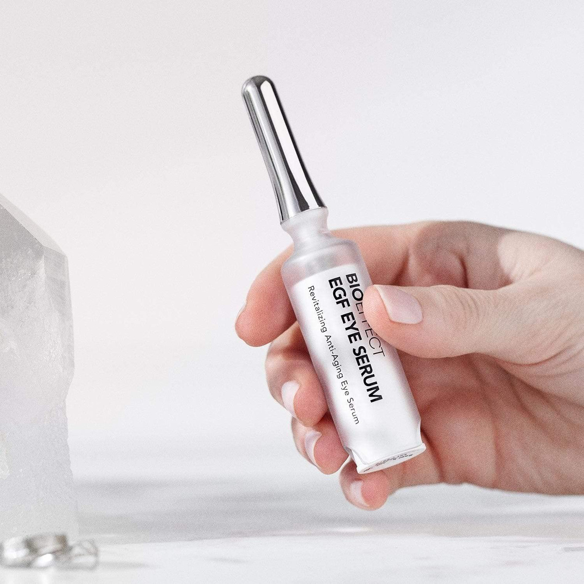Sérum Para Os Olhos Bioeffect Egf W/ De-puffer Rollerball An - Imagem 4