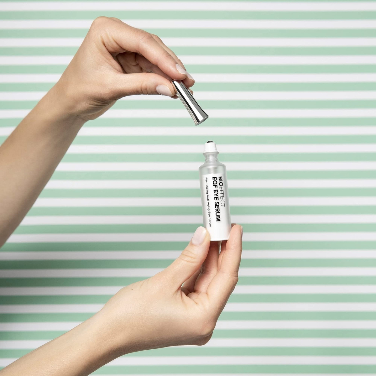 Sérum Para Os Olhos Bioeffect Egf W/ De-puffer Rollerball An - Imagem 5