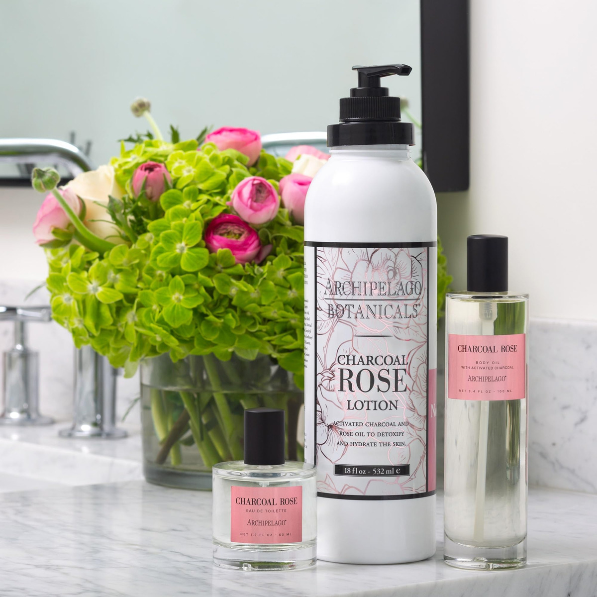 Loção Corporal Archipelago Botanicals Charcoal Rose 530ml - Imagem 5