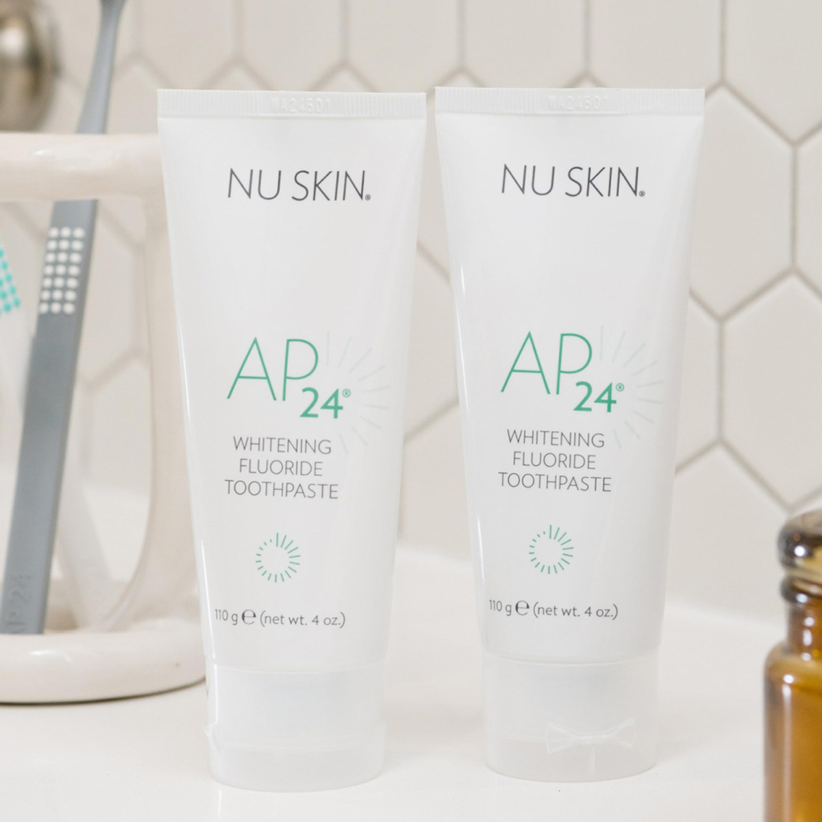 Pasta De Dentes Nu Skin Ap 24 Whitening Fluoreto 120ml (paco - Imagem 5