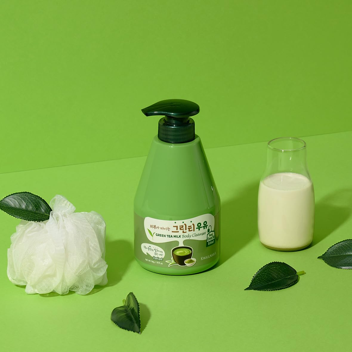 Limpador Corporal Welcos Kwailnara Green Tea Milk 560g - Imagem 3