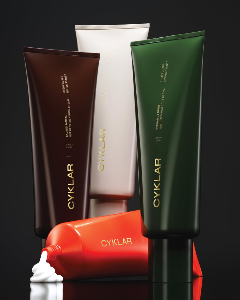 Creme Corporal Cyklar Sacred Santal Nutritivo 240ml Para Mul - Imagem 5