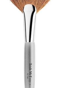 Pincel Trish Mcevoy 62 Escova De Ventilador Para Pó E Cor