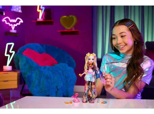 Boneca De Moda Azul Monster High Lagoona Com Peixe De Estima - Imagem 2