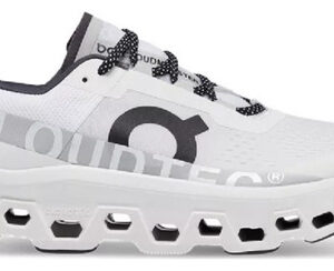 On En La Serie De Zapatillas For Correr.