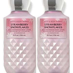 Bath & Body Works Bath And Body Works Fresa Y Copos De Nieve