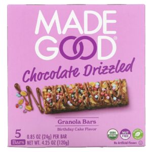 MadeGood Barras de Granola Chocolate Regado Bolo de Aniversário 5 Barras 24 g (085 oz) Cada