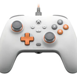 Controle Gamesir T7 com Fio para PC Xbox One Series S X Efeito Hall Stick Anti Drift Branco